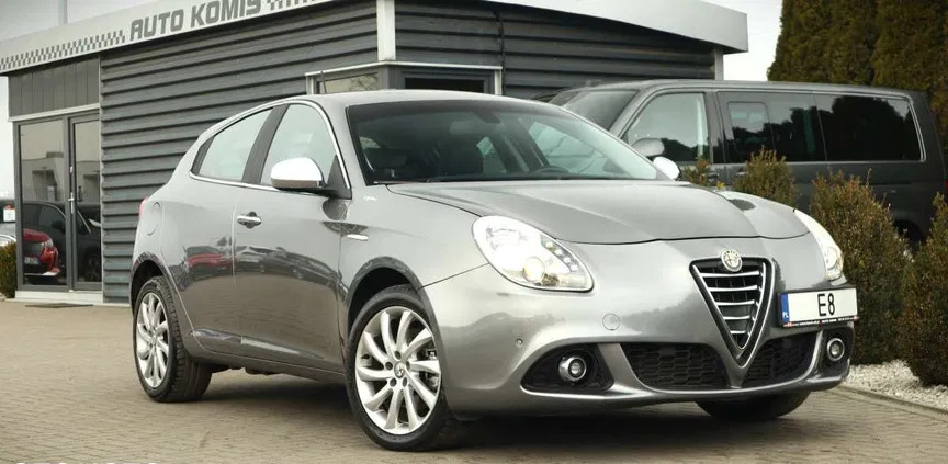 alfa romeo Alfa Romeo Giulietta cena 38900 przebieg: 106000, rok produkcji 2014 z Słupca